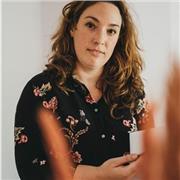Licenciada en Traducción e Interpretación, imparto clases online de lengua y redacción.